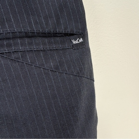 Volcom Y2K Gray Pinstripe Shorts Skater Grunge - Picture 6 of 7